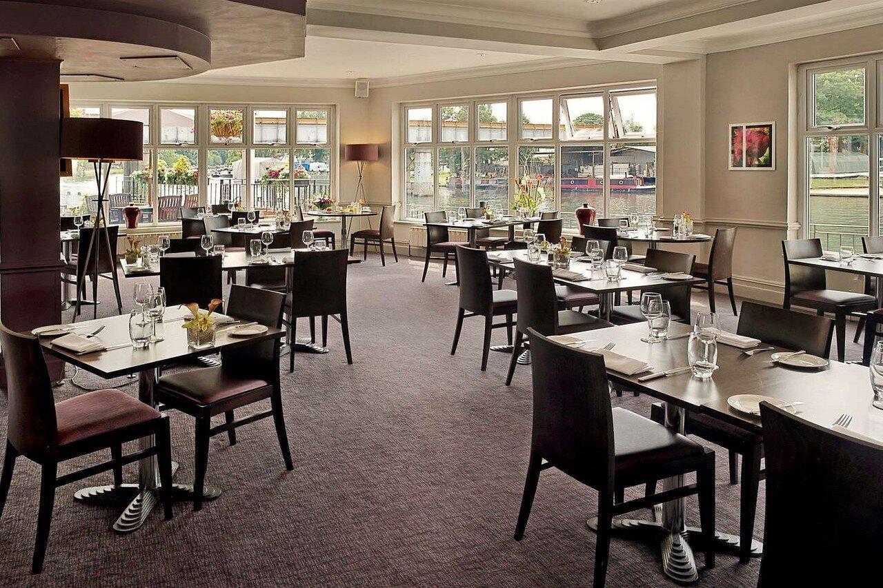 Hotel Sunday London Heathrow T5 Staines-upon-Thames