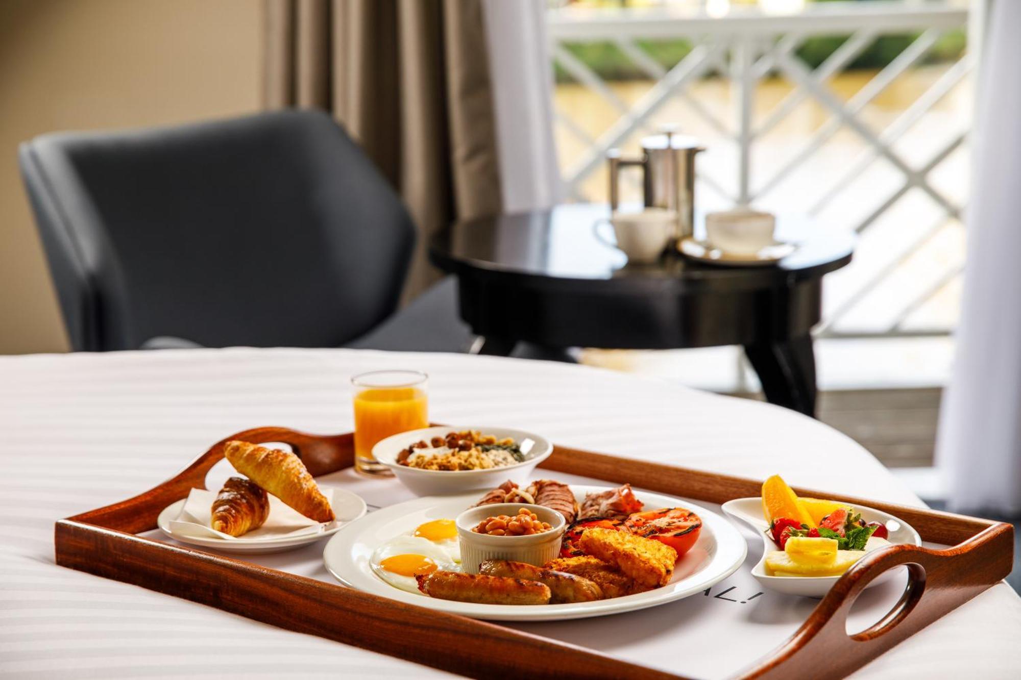 Hotel Sunday London Heathrow T5 3*