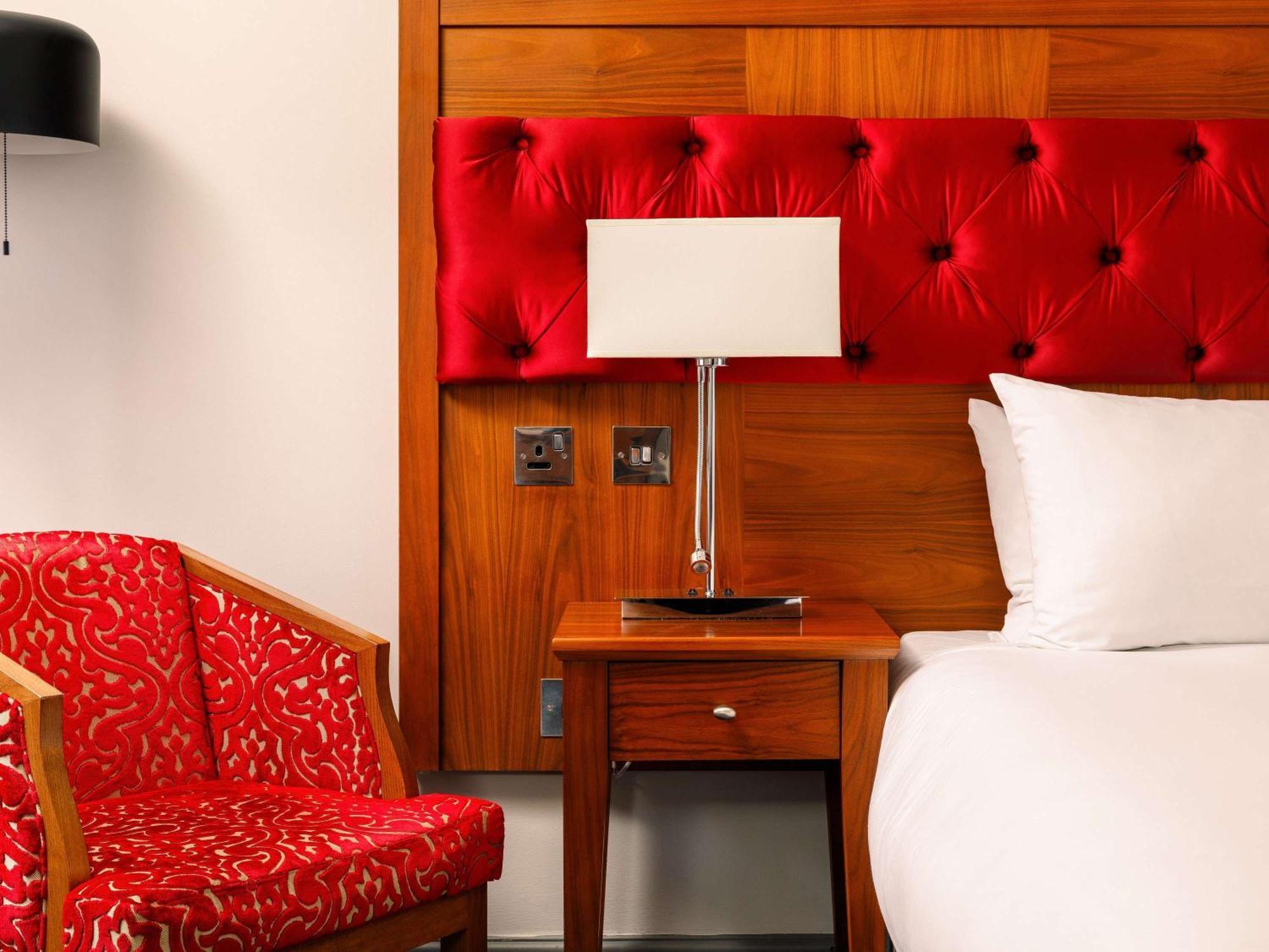 Hotel Sunday London Heathrow T5 3*