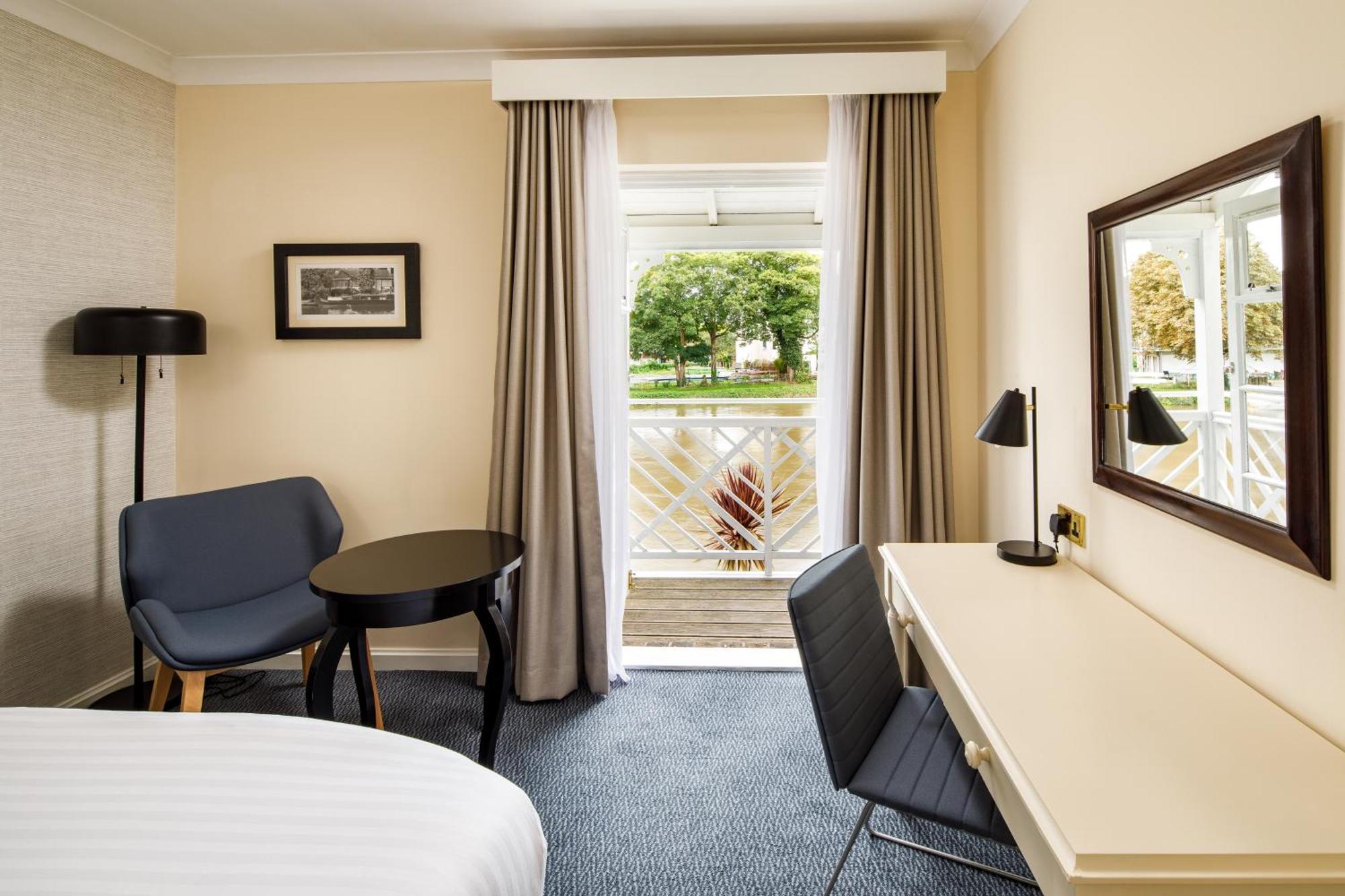 Hotel Sunday London Heathrow T5